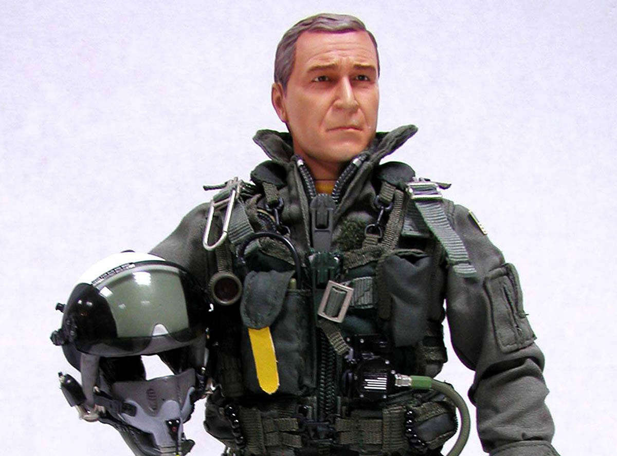 Reflecting the seeming early success of the Iraq invasion, Blue Box Toys’ “Elite Force Aviator Action Figure” went on the market in Spring 2003. The doll sported the naval flight uniform that President George W. Bush wore when he emerged from the jet fighter that carried him to the May 1, 2003, ceremony on the aircraft carrier U.S.S. <em>Abraham Lincoln</em>.