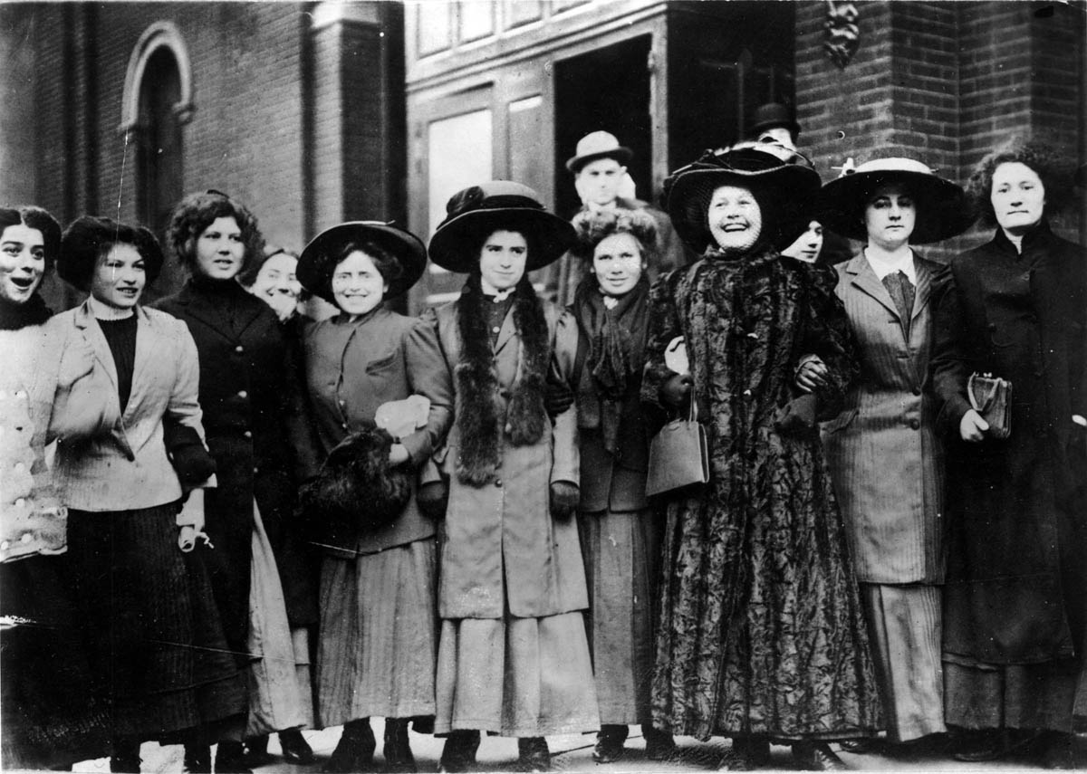 This photograph captures the spirit of the young immigrant women shirtwaist workers who resisted strikebreaker violence and police intimidation during the 1909 Uprising of the Twenty Thousand in New York City.