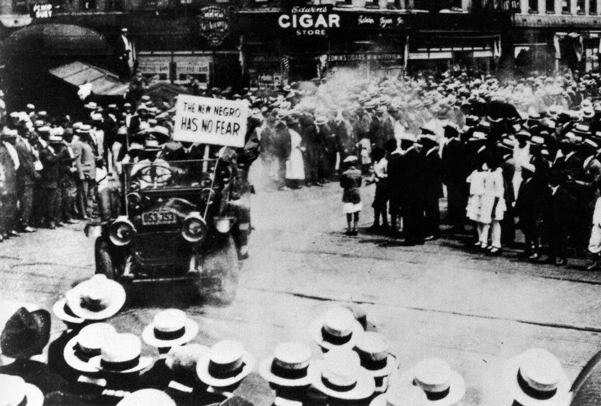 Followers of Marcus Garvey paraded at 125th Street and Lenox Avenue in Harlem during an August 1920 Universal Negro Improvement Association (UNIA) convention. Garvey’s organization enrolled a million members in hundreds of branches throughout the United States. Numerous UNIA nationalist parades brought out thousands of African Americans in support of the cause of economic and cultural independence.